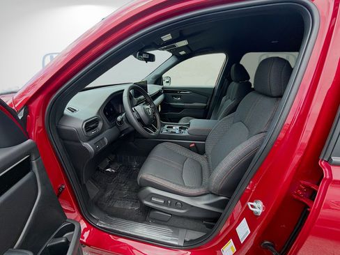 New 2026 Honda Pilot Sport image 17