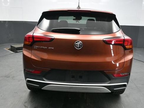Used 2021 Buick Encore GX Preferred w/ Cold Weather Comfort Package AWD/4WD image 5