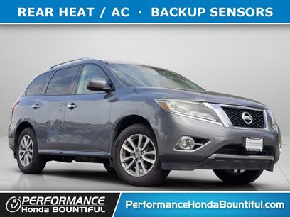 Used 2016 Nissan Pathfinder SV