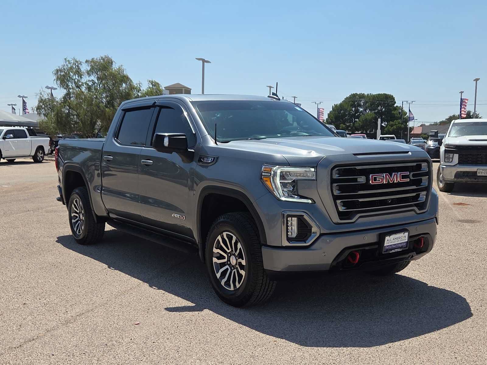 Used 2021 GMC Sierra 1500 AT4 w/ AT4 Premium Package AWD/4WD image 2