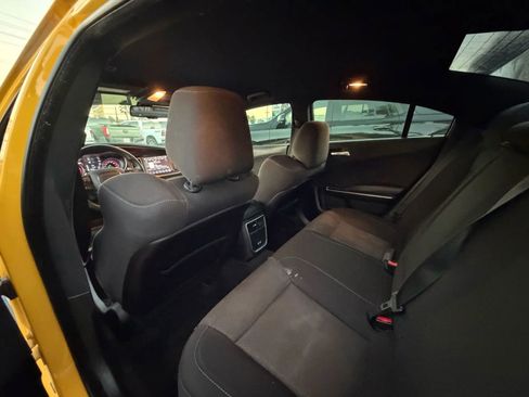 Used 2018 Dodge Charger R/T Scat Pack RWD image 24