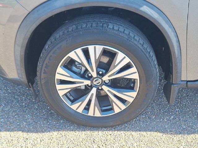 Used 2021 Nissan Rogue SV FWD image 14