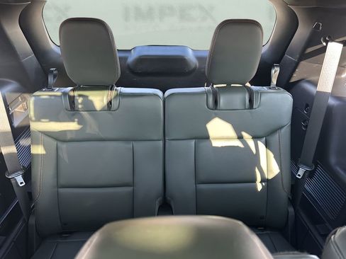 Used 2022 Ford Explorer Timberline image 13