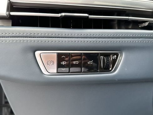 New 2026 Cadillac Escalade IQL Sport 2 w/ LPO, ONYX Package image 17