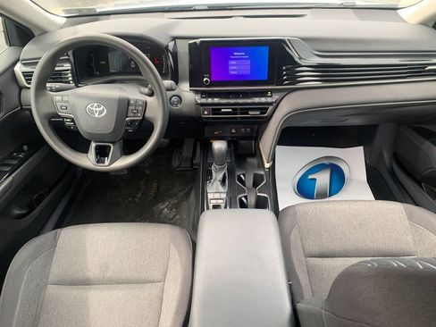 Used 2025 Toyota Camry LE FWD image 16