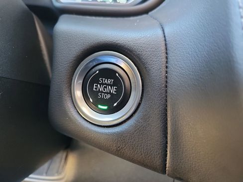 Used 2024 Chevrolet Tahoe LT RWD image 27