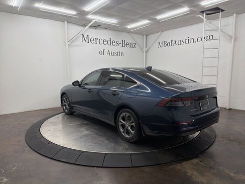 Used 2023 Honda Accord EX image 5