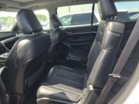Used 2021 Jeep Grand Cherokee L Limited AWD/4WD image 5
