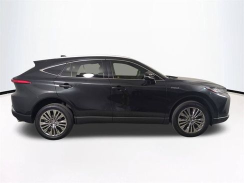 Used 2021 Toyota Venza Limited AWD/4WD image 4