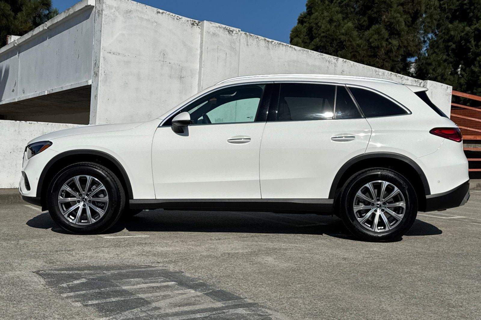 Used 2026 Mercedes-Benz GLC 300 4MATIC image 7