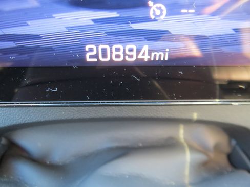 New 2025 Chevrolet Traverse LT image 20