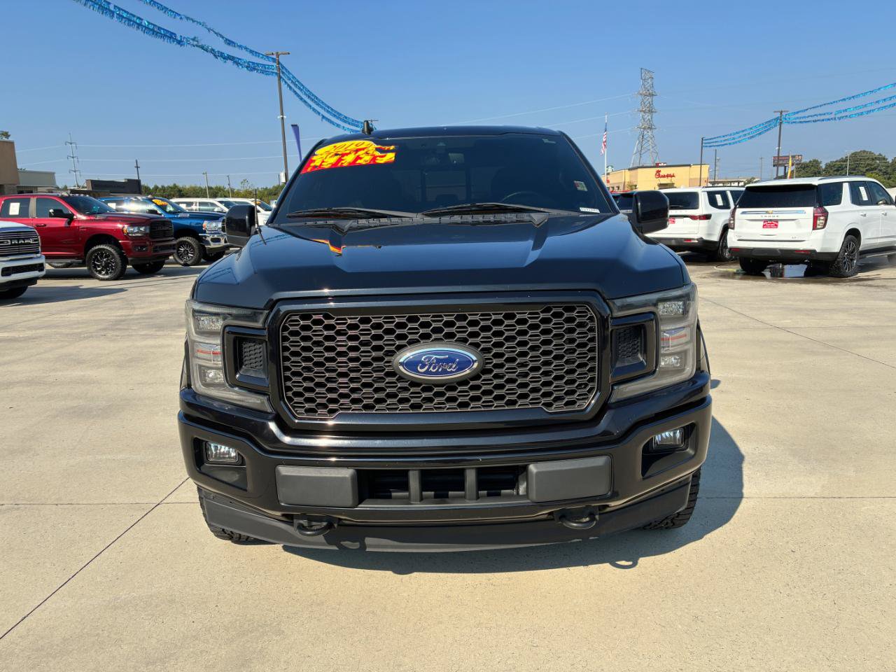 Used 2019 Ford F150 Lariat w/ Equipment Group 502A Luxury AWD/4WD image 3