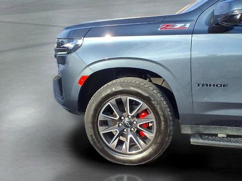 Used 2021 Chevrolet Tahoe Z71 w/ Z71 Signature Package AWD/4WD image 17