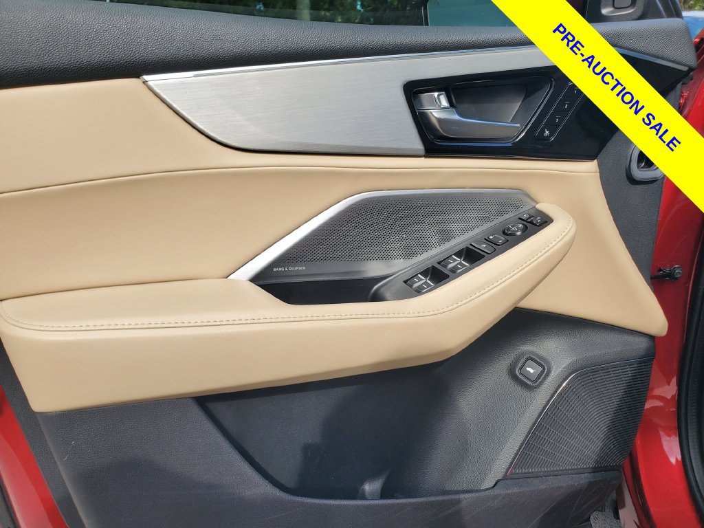 Certified 2025 Acura MDX w/ Technology Package FWD image 21