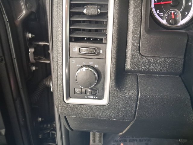Used 2024 RAM 1500 Classic SLT AWD/4WD image 14