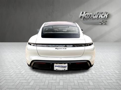 Used 2023 Porsche Taycan 4S image 9