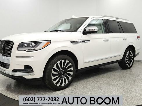 Used 2024 Lincoln Navigator Black Label AWD/4WD image 1