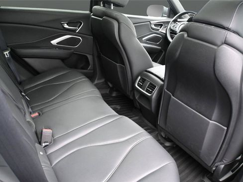 Certified 2025 Acura RDX SH-AWD image 17