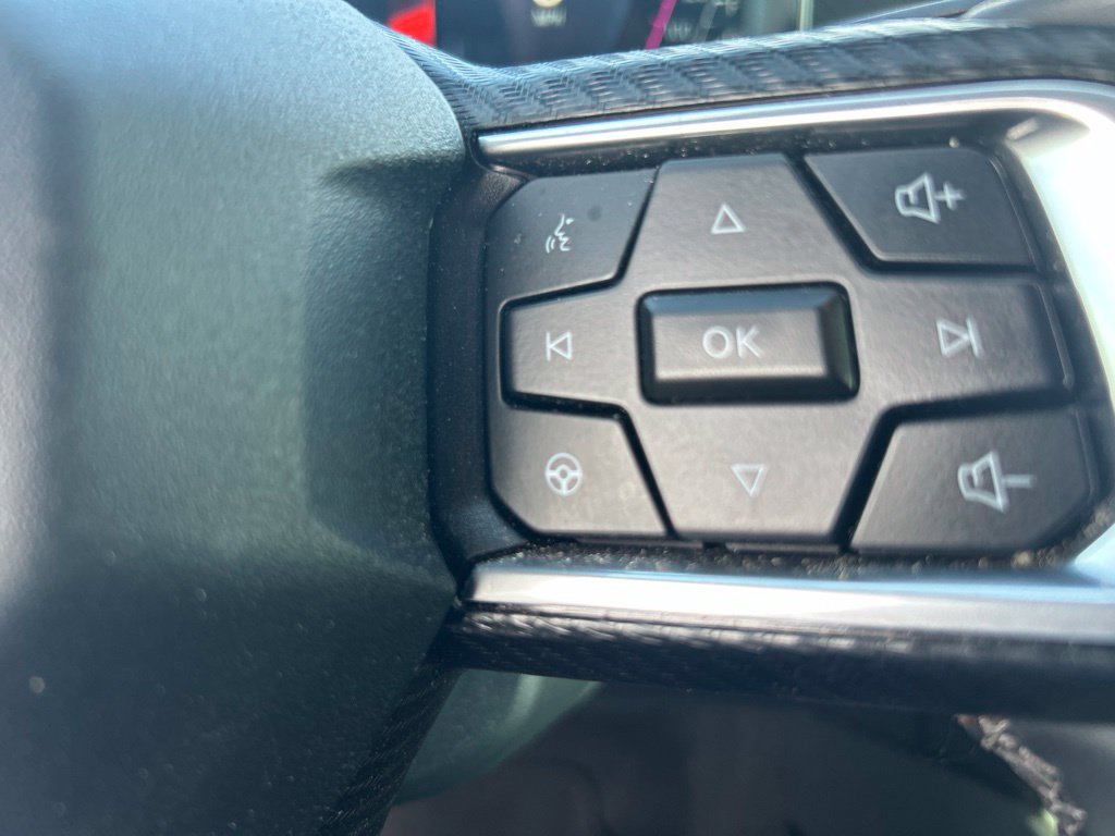 Used 2025 Ford Mustang Coupe RWD image 22