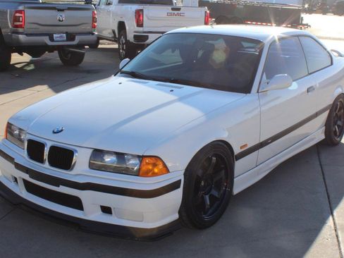 Used 1999 BMW M3 Coupe image 12