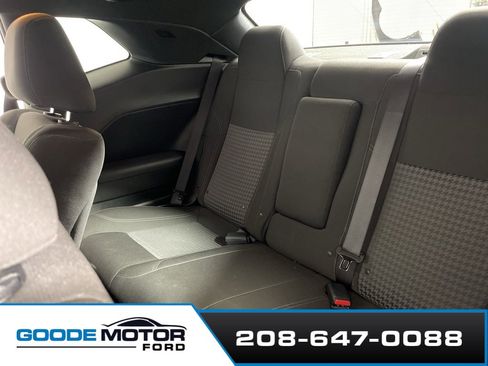 Used 2023 Dodge Challenger SXT w/ Blacktop Package image 23