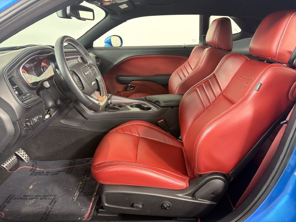 Used 2023 Dodge Challenger SRT Hellcat w/ Driver Convenience Group RWD image 17
