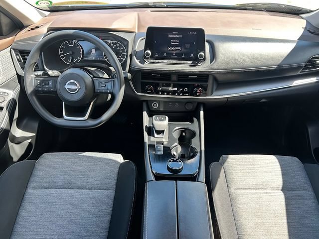 Used 2023 Nissan Rogue SV AWD/4WD image 18