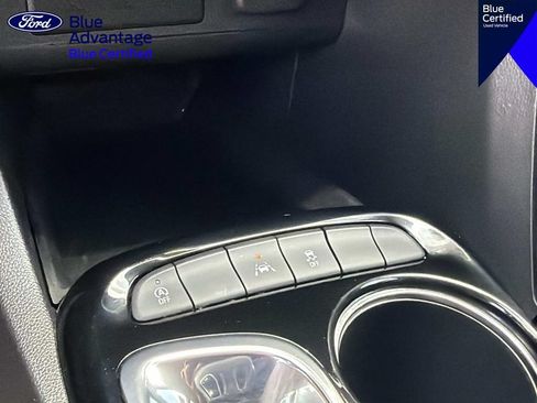 Used 2023 Buick Encore GX Select w/ Sport Touring Package FWD image 31