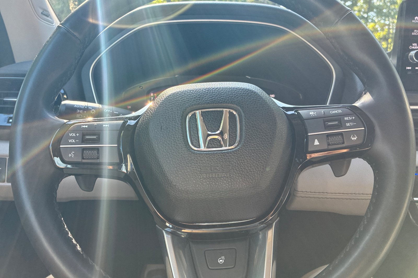 Used 2023 Honda Pilot Elite image 25