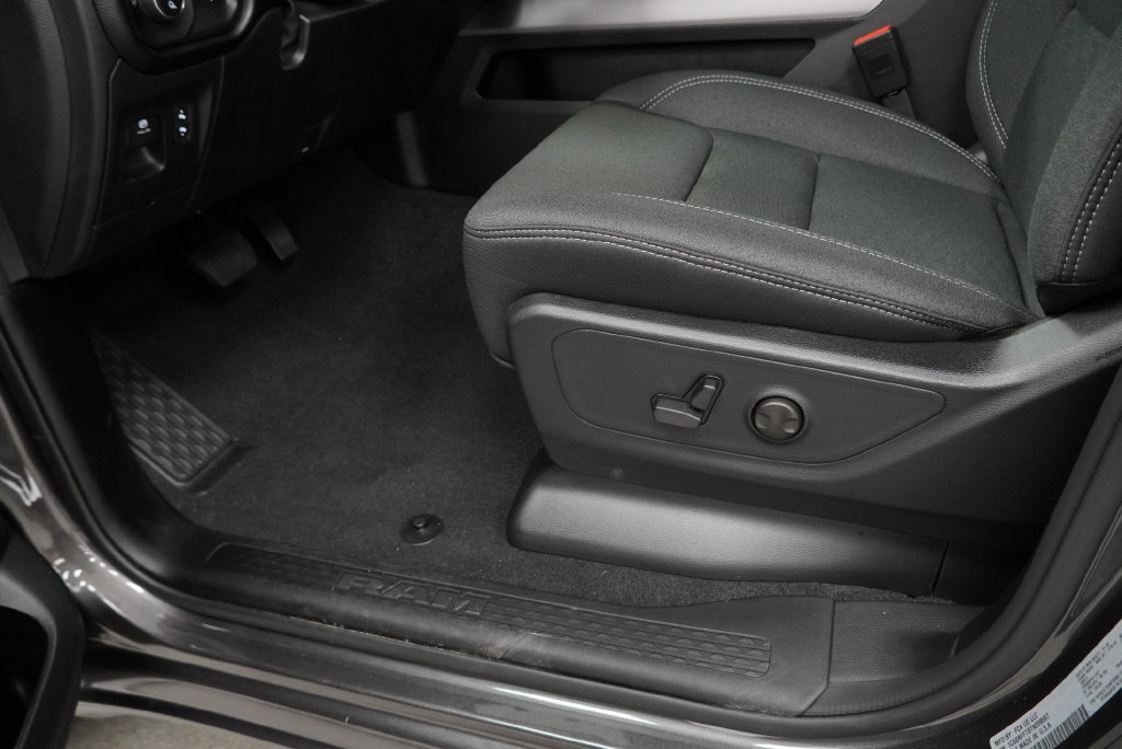 New 2026 RAM 1500 Big Horn AWD/4WD image 27