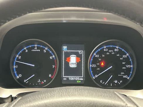 Used 2018 Toyota RAV4 XLE w/ Plus Extra Value Package AWD/4WD image 7