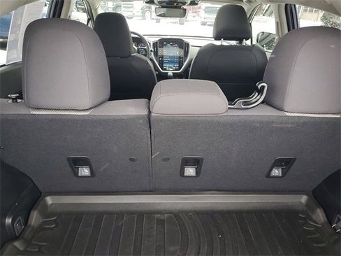 Used 2024 Subaru Crosstrek 2.0i Premium image 8