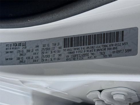 Used 2020 RAM 1500 Big Horn AWD/4WD image 32