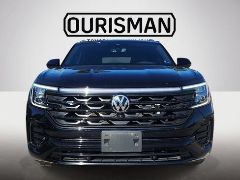 Used 2024 Volkswagen Atlas Cross Sport SEL Premium R-Line AWD/4WD image 2