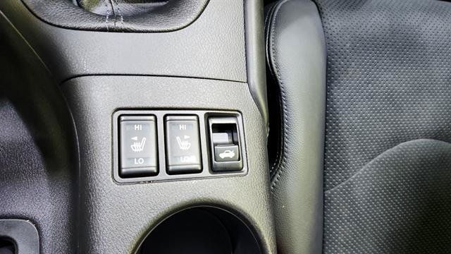 Certified 2024 Nissan Z Performance w/ Floor Mat Package RWD image 18