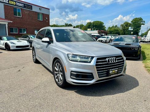 Used 2019 Audi Q7 3.0T Prestige w/ Prestige Package AWD/4WD image 3