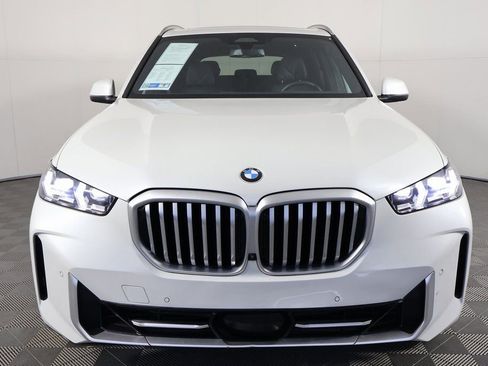 Used 2024 BMW X5 xDrive40i AWD/4WD image 2