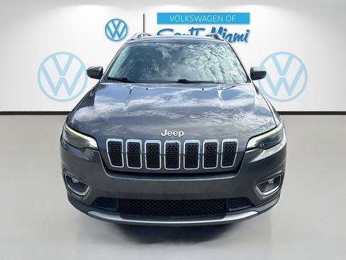 Used 2019 Jeep Cherokee Limited FWD image 2