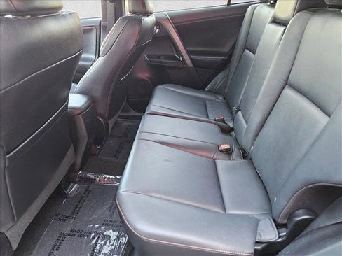 Used 2017 Toyota RAV4 SE image 23