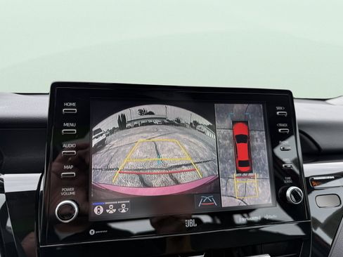 Used 2021 Toyota Camry XLE w/ Navigation Package FWD image 26