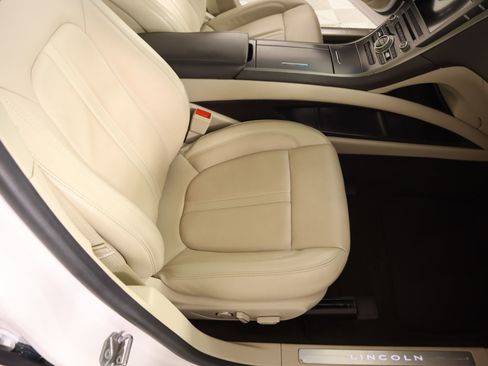 Used 2019 Lincoln MKZ Reserve w/ Reserve Plus Package image 13