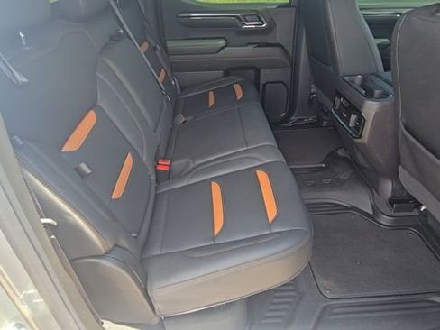Used 2024 GMC Sierra 1500 AT4 w/ Technology Package AWD/4WD image 29