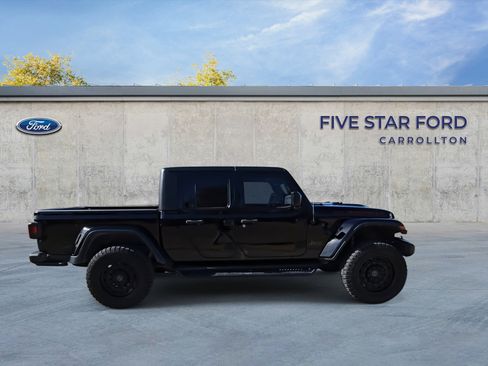 Used 2020 Jeep Gladiator Rubicon image 5