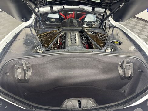 Used 2020 Chevrolet Corvette Stingray Premium Cpe w/ 3LT Preferred Equipment Group RWD image 33