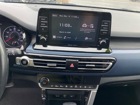 Certified 2023 Kia Seltos S image 12