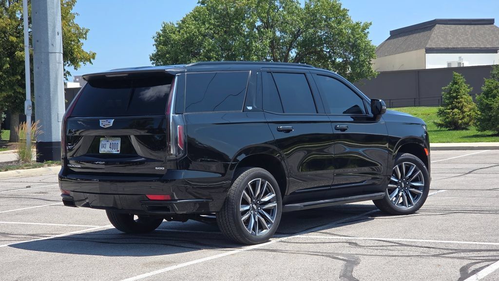 Used 2021 Cadillac Escalade Sport Platinum AWD/4WD image 6