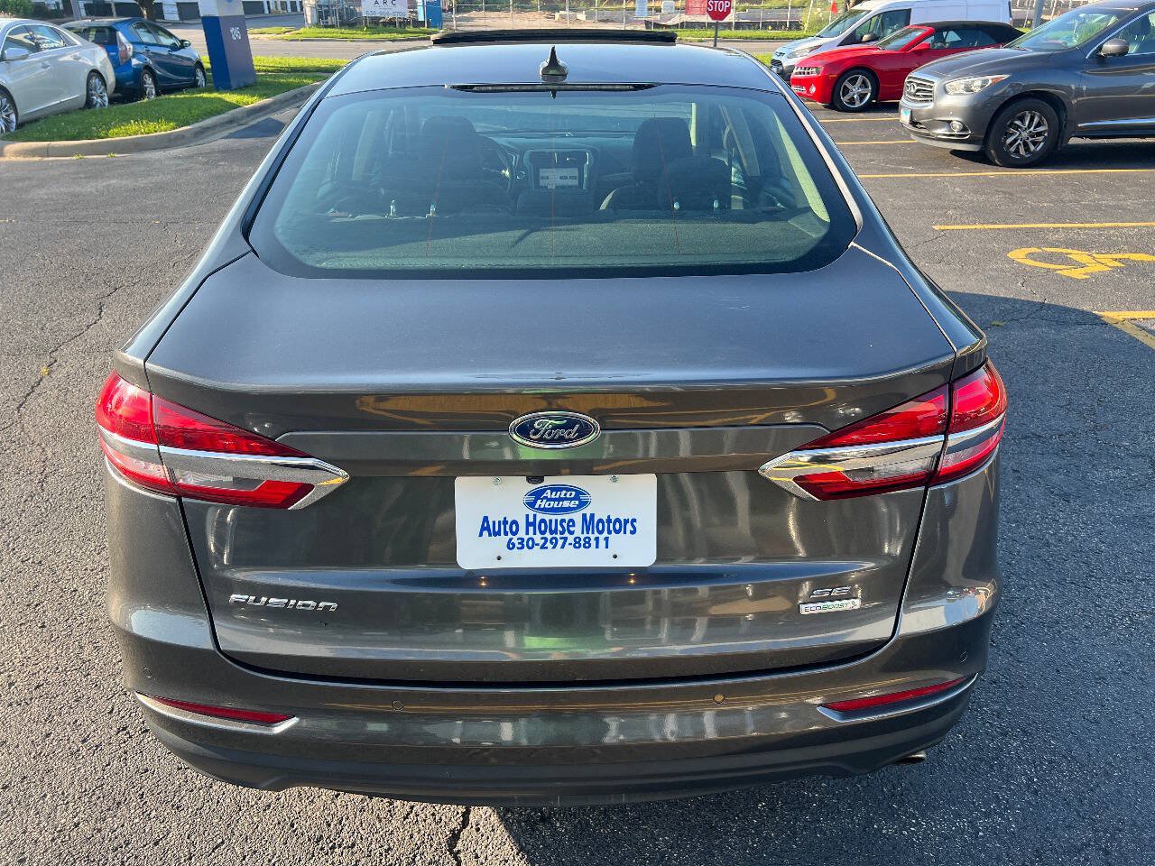 Used 2020 Ford Fusion SE FWD image 14
