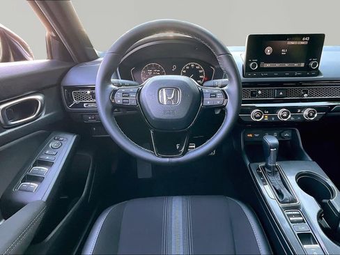 Used 2025 Honda Civic Sport image 9