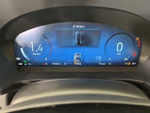 Used 2025 Ford Escape Platinum image 29