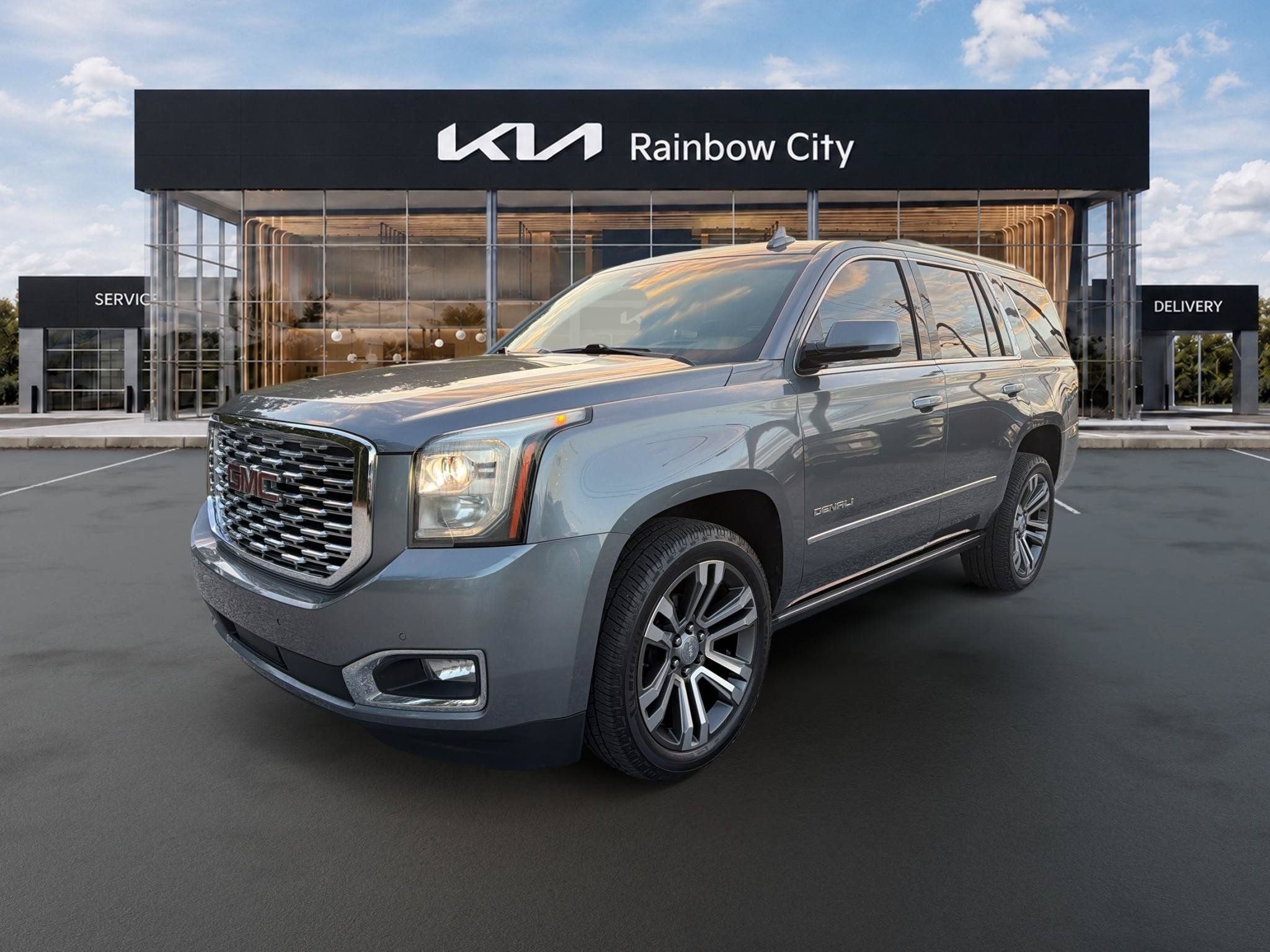 Used 2020 GMC Yukon Denali w/ Denali Ultimate Package AWD/4WD image 1